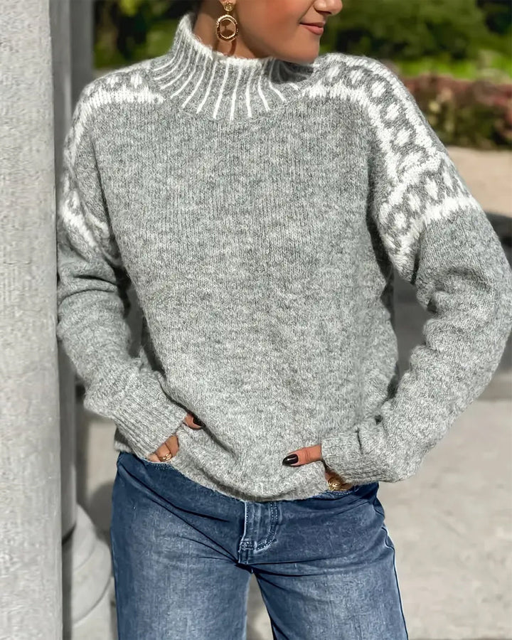 Weicher Strickpullover für Damen mit hohem Kragen