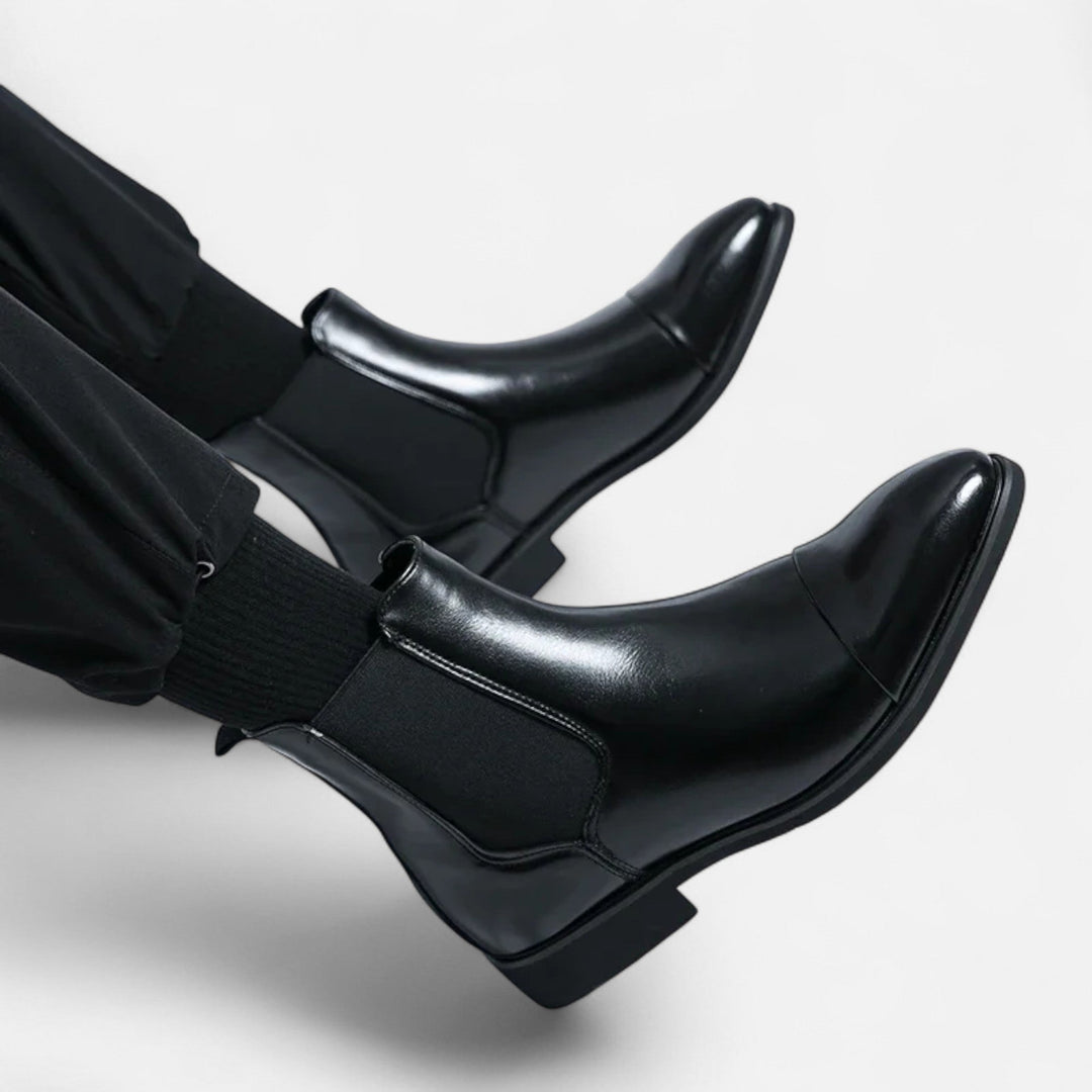 Elegante Chelsea Boots für Herren mit roter Sohle
