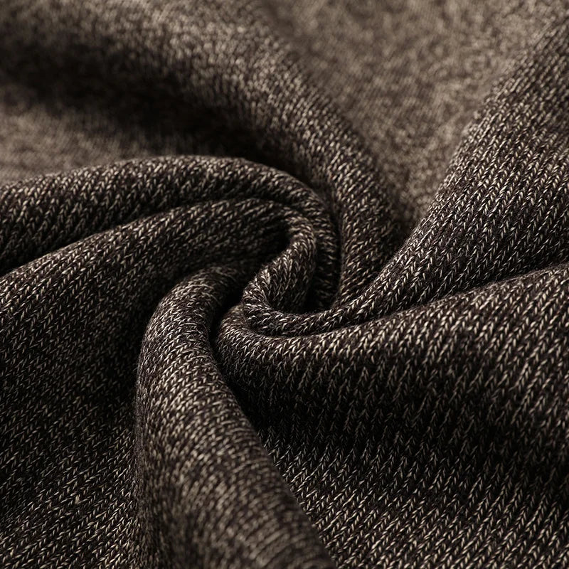 Herren Viertelzip-Pullover mit Kontrastdetails - Hoher Kragen und Moderne Passform