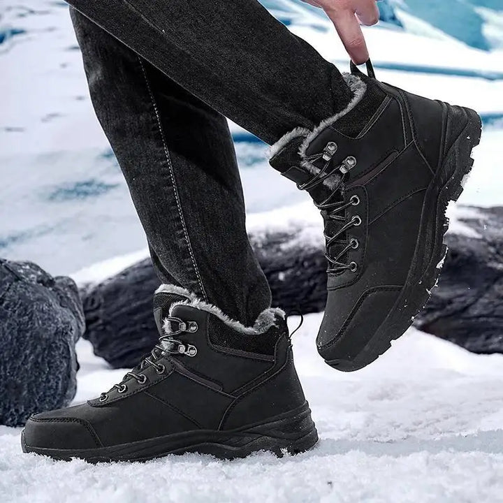 Warme Herren Winterstiefel mit Fell-Obermaterial - Knöchelhohe Schnürstiefel