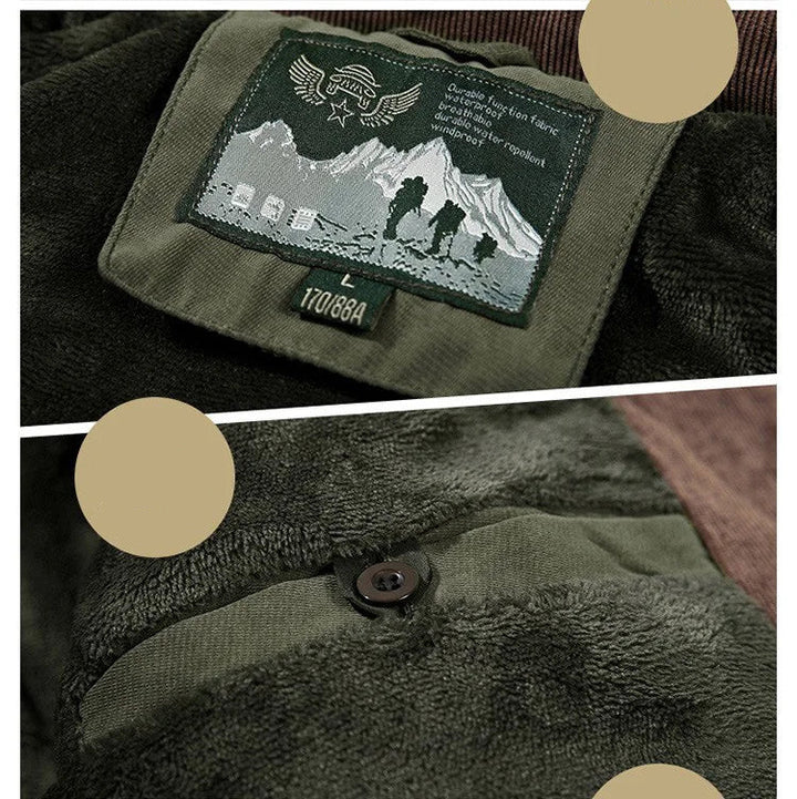 Isolierter robuster Wintermantel mit Kapuze Herren