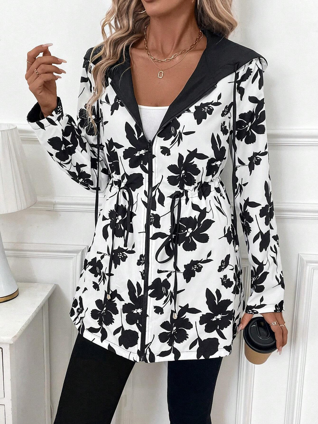 Wendebarer Damen Kapuzenmantel - Zwei Looks in einem Coat