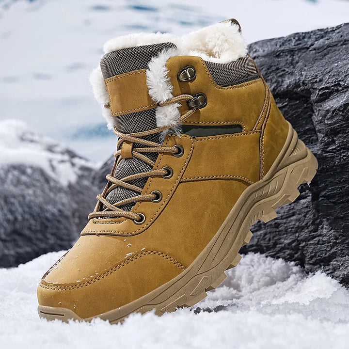 Warme Herren Winterstiefel mit Fell-Obermaterial - Knöchelhohe Schnürstiefel