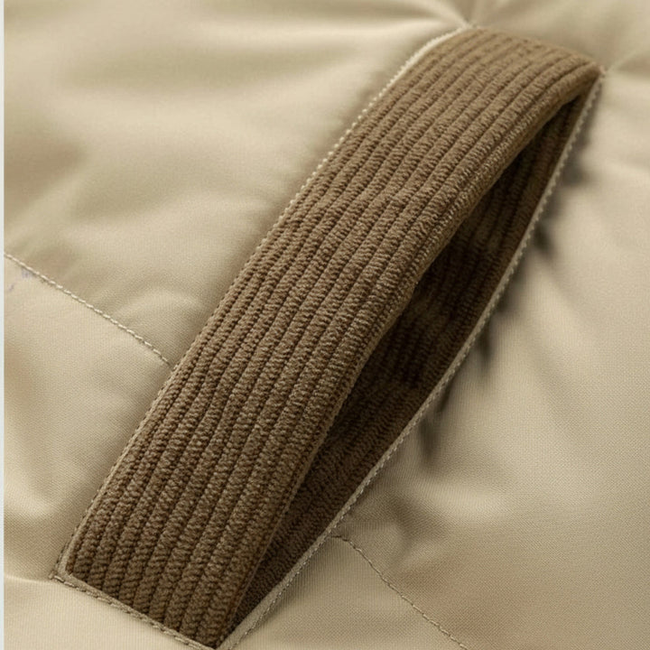 Gefütterte Herren Winterjacke mit abnehmbarer Kapuze